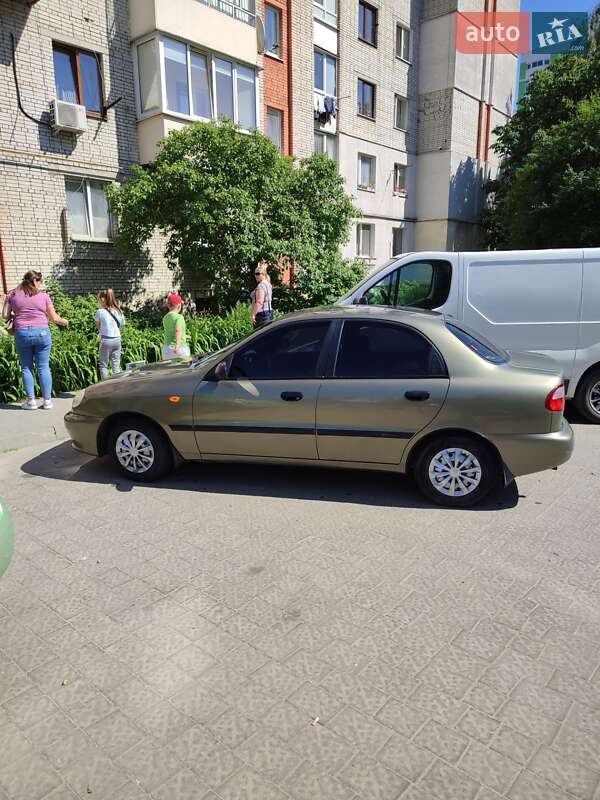Седан Daewoo Sens 2005 в Львове