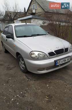 Седан Daewoo Sens 2004 в Дніпрі