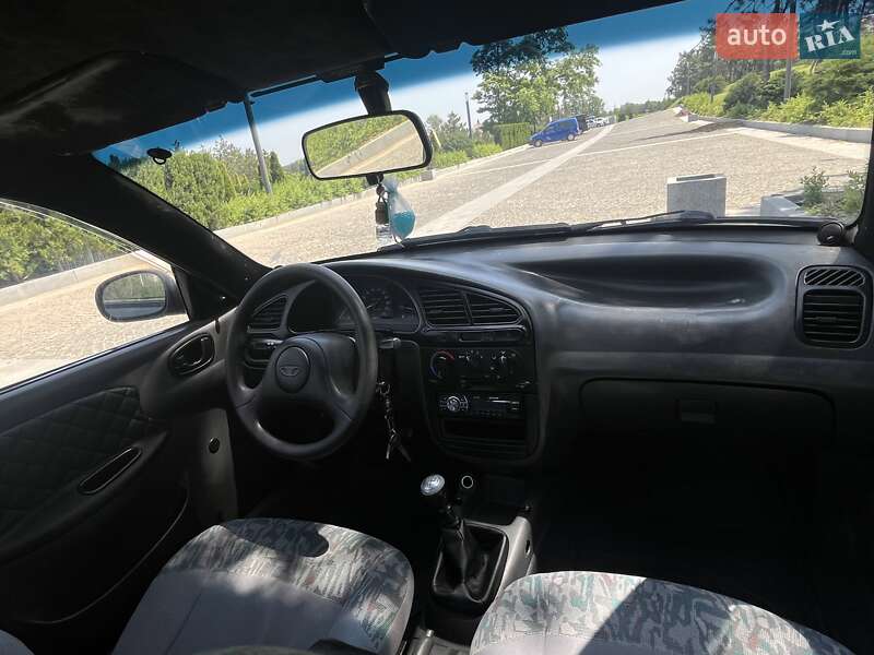 Седан Daewoo Sens 2003 в Дніпрі