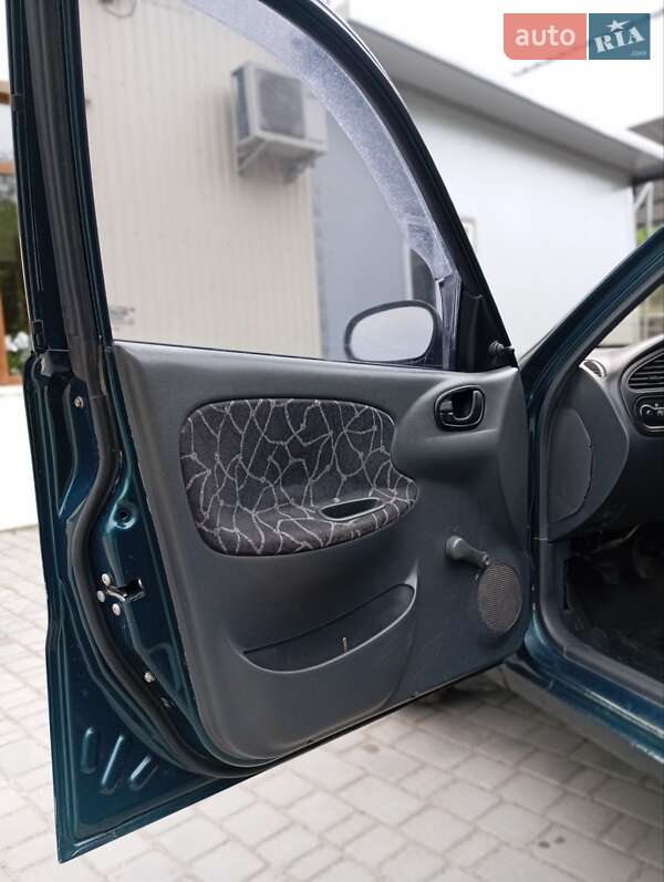 Седан Daewoo Sens 2003 в Бердичеве