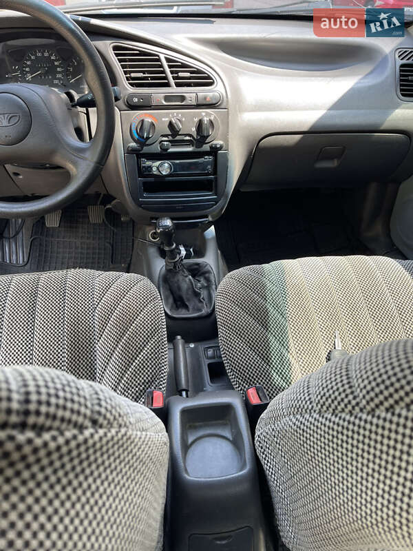 Седан Daewoo Sens 2004 в Житомирі