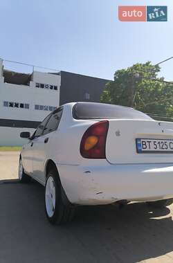 Седан Daewoo Sens 2012 в 