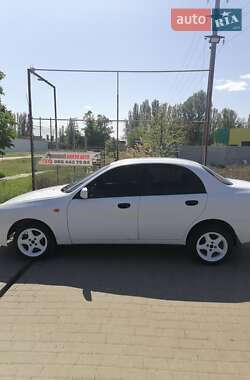 Седан Daewoo Sens 2012 в 