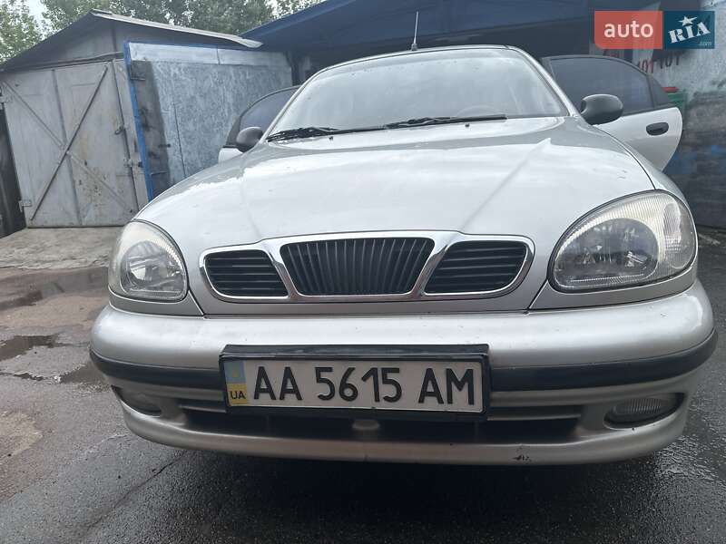 Седан Daewoo Sens 2004 в Киеве