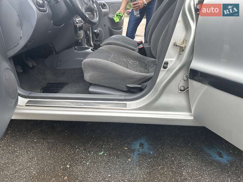 Седан Daewoo Sens 2004 в Киеве