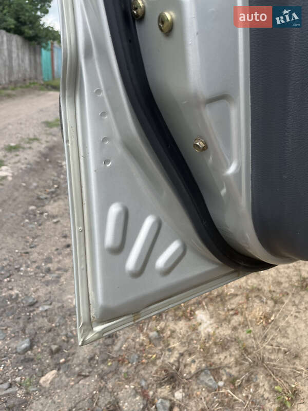 Седан Daewoo Sens 2004 в Знам'янці