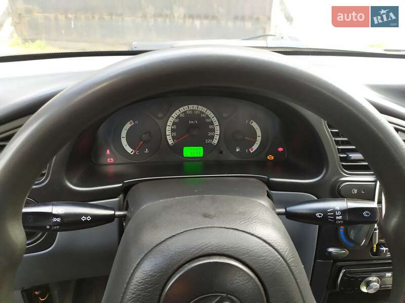 Седан Daewoo Sens 2015 в Днепре