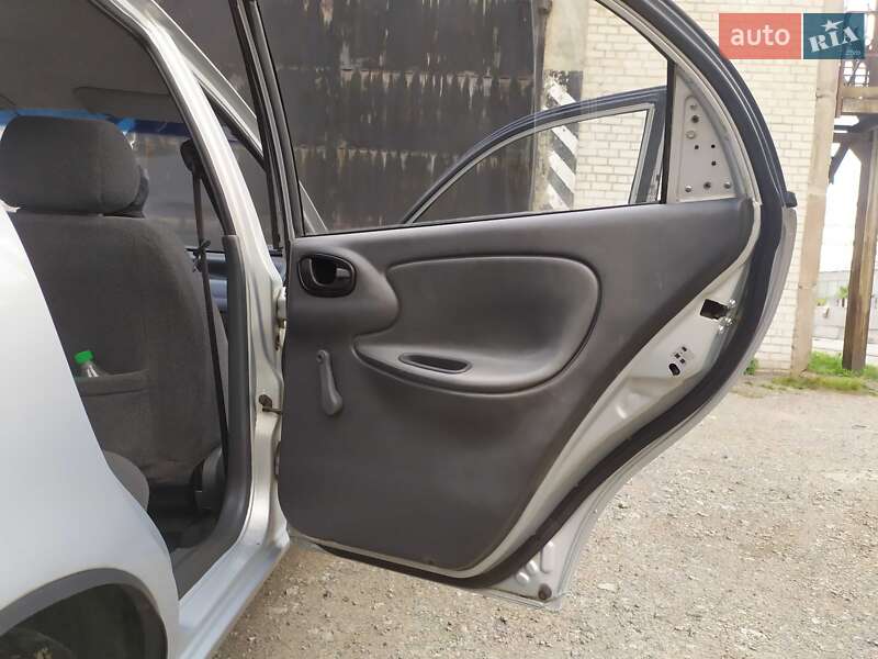 Седан Daewoo Sens 2015 в Днепре