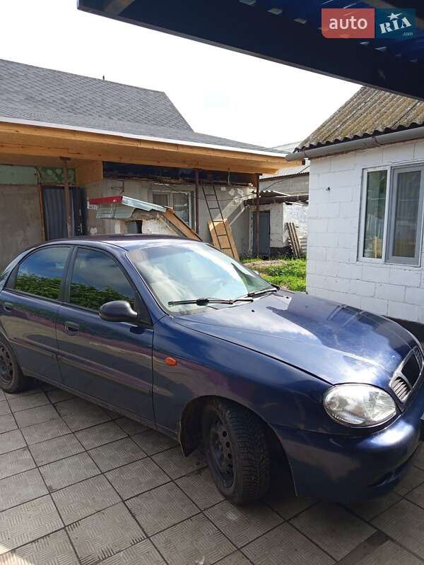 Седан Daewoo Sens 2002 в Чугуеве