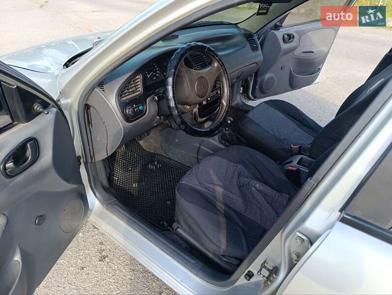 Седан Daewoo Sens 2004 в Запорожье