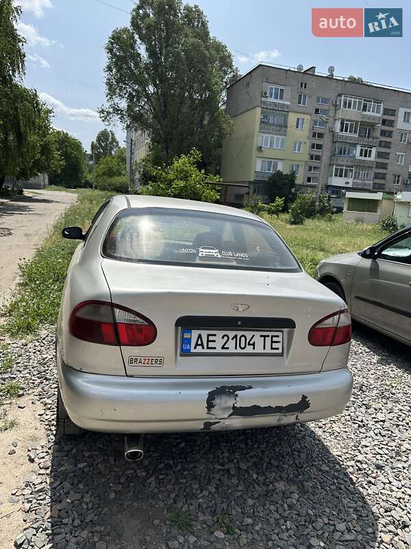 Седан Daewoo Sens 2005 в Вольногорске