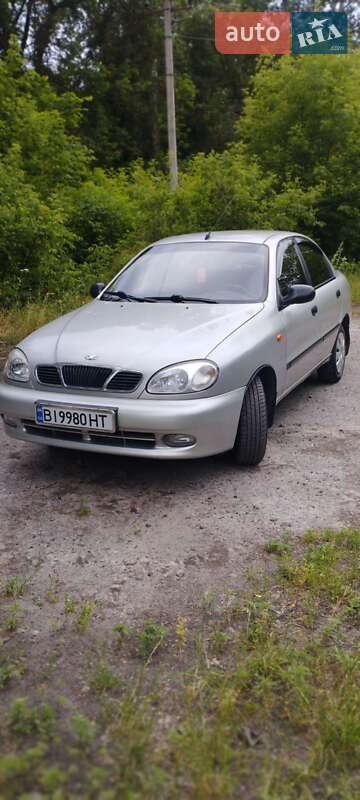 Седан Daewoo Sens 2003 в Полтаві