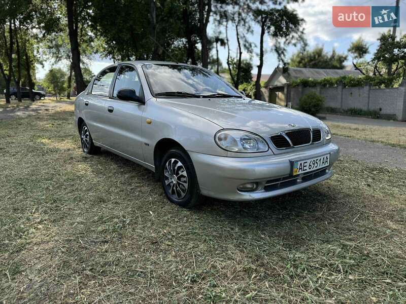 Седан Daewoo Sens 2004 в Днепре