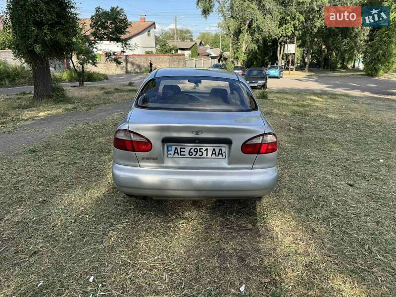 Седан Daewoo Sens 2004 в Днепре