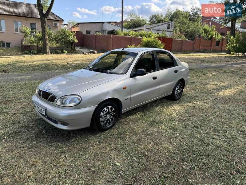 Седан Daewoo Sens 2004 в Днепре