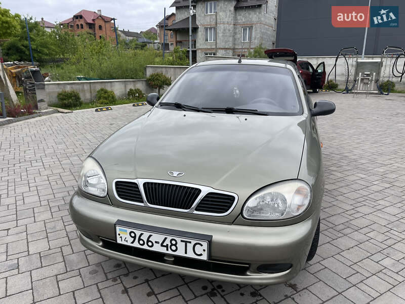 Седан Daewoo Sens 2004 в Львове