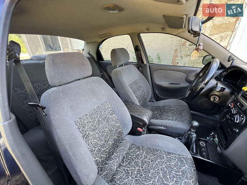 Седан Daewoo Sens 2005 в Доманевке