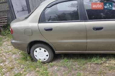 Седан Daewoo Sens 2004 в Глухове