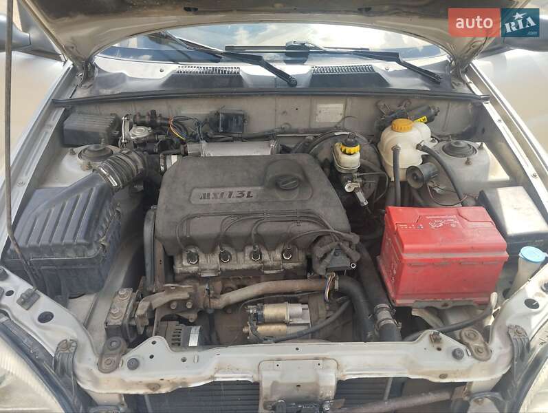 Седан Daewoo Sens 2005 в Запорожье