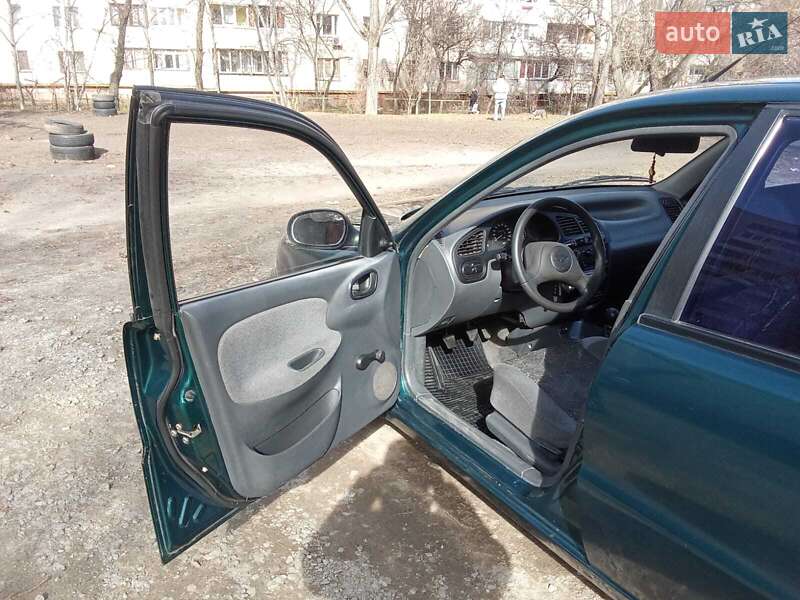 Седан Daewoo Sens 2005 в Киеве