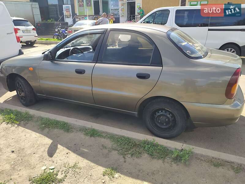 Седан Daewoo Sens 2011 в 