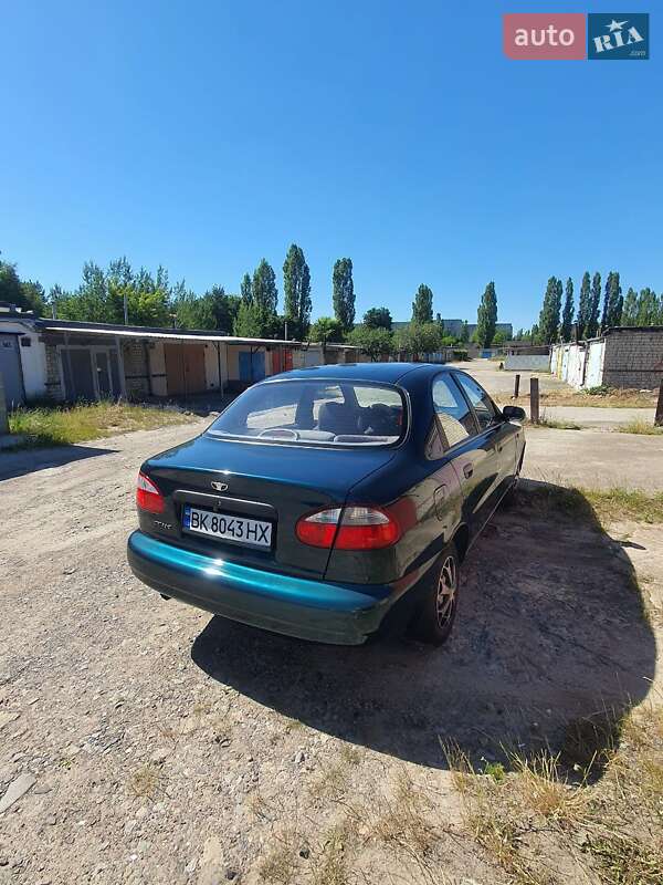 Седан Daewoo Sens 2003 в Вараше