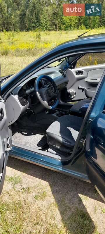 Седан Daewoo Sens 2004 в Полтаві