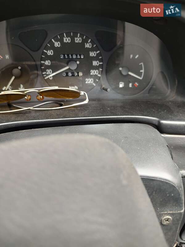 Седан Daewoo Sens 2006 в Томаківці