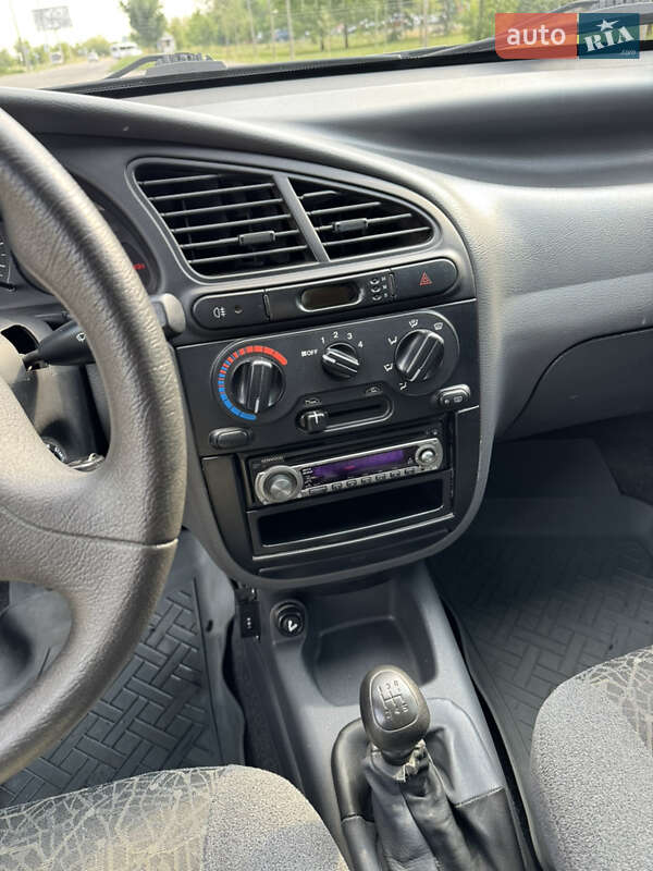 Седан Daewoo Sens 2005 в Запоріжжі