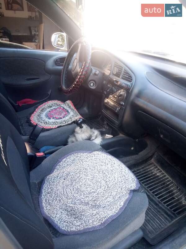 Седан Daewoo Sens 2004 в Светловодске