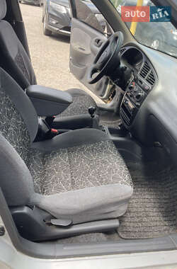 Седан Daewoo Sens 2004 в 