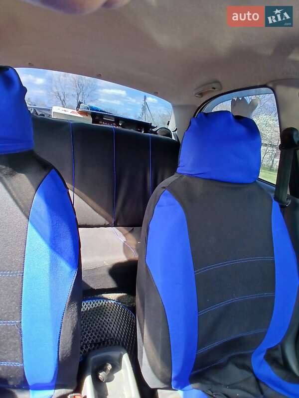 Седан Daewoo Sens 2006 в Теофиполе