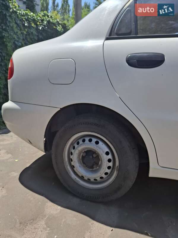 Седан Daewoo Sens 2003 в Херсоне