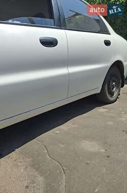 Седан Daewoo Sens 2003 в Херсоне