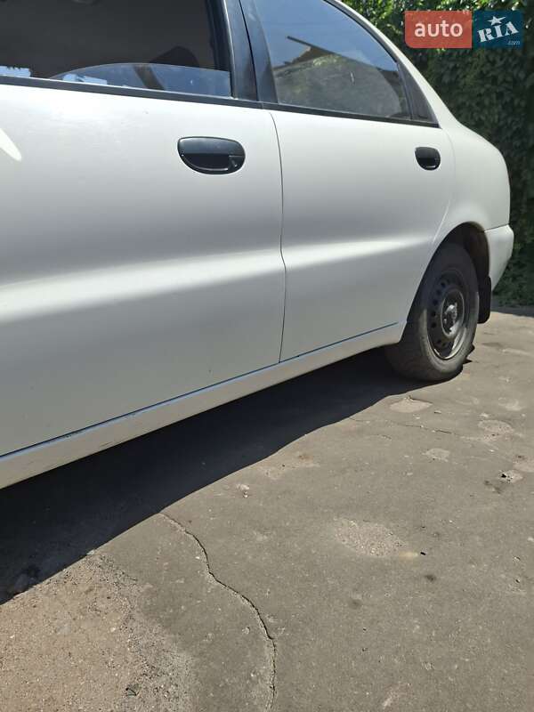 Седан Daewoo Sens 2003 в Херсоне