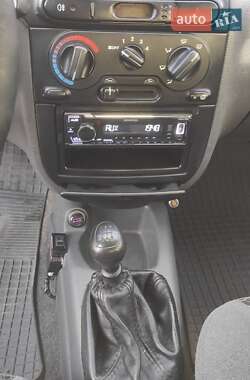 Седан Daewoo Sens 2004 в 