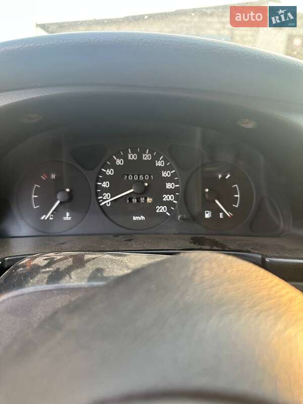 Седан Daewoo Sens 2005 в Зміїві
