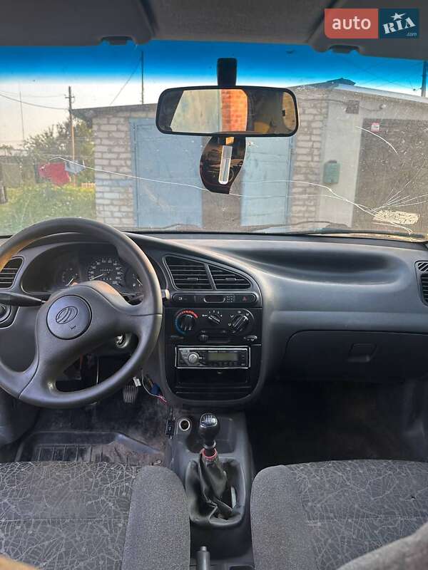 Седан Daewoo Sens 2005 в Зміїві