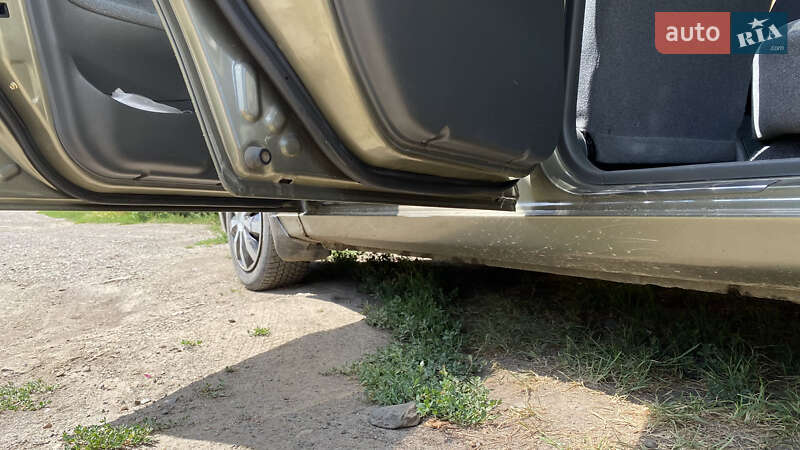 Седан Daewoo Sens 2004 в Полтаві