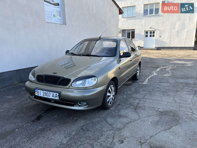 Седан Daewoo Sens 2004 в Полтаві