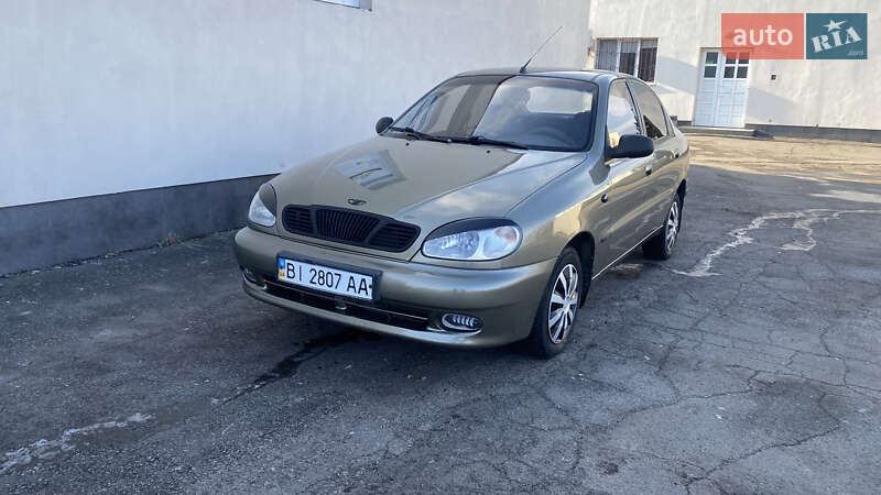Седан Daewoo Sens 2004 в Полтаві