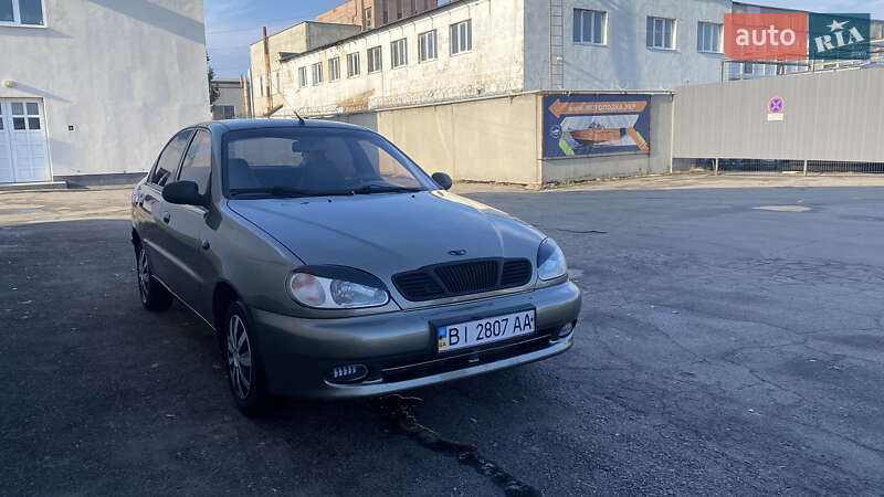 Седан Daewoo Sens 2004 в Полтаві