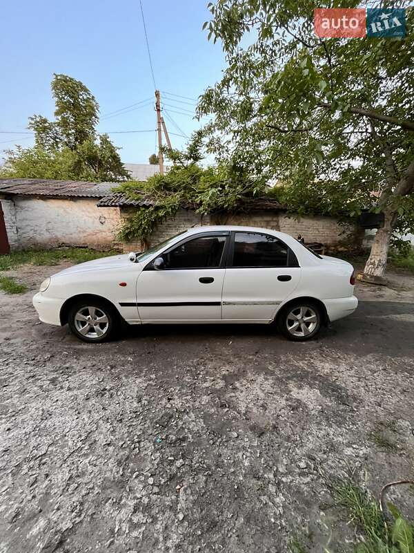 Седан Daewoo Sens 2003 в Кривом Роге