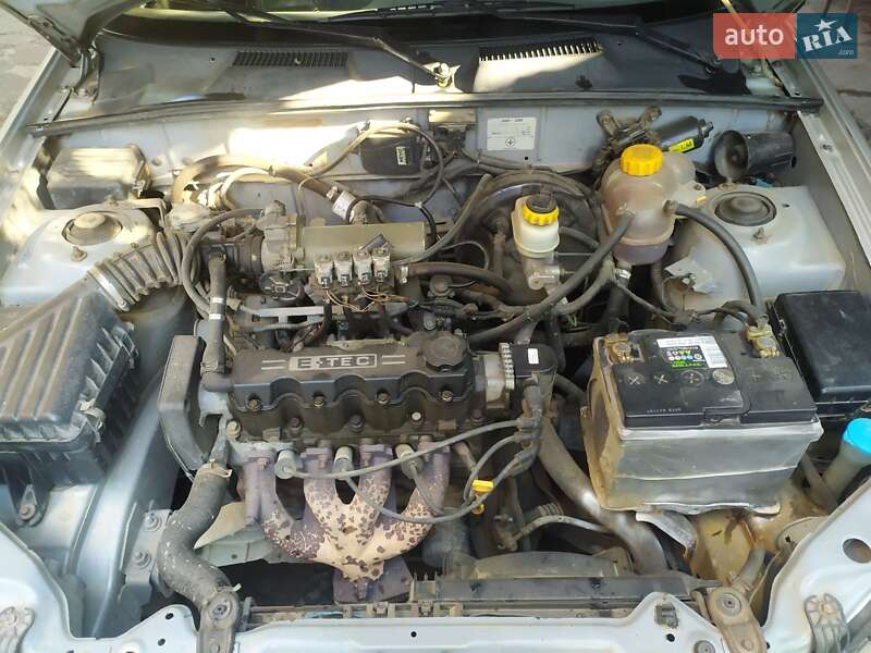 Седан Daewoo Sens 2007 в Днепре