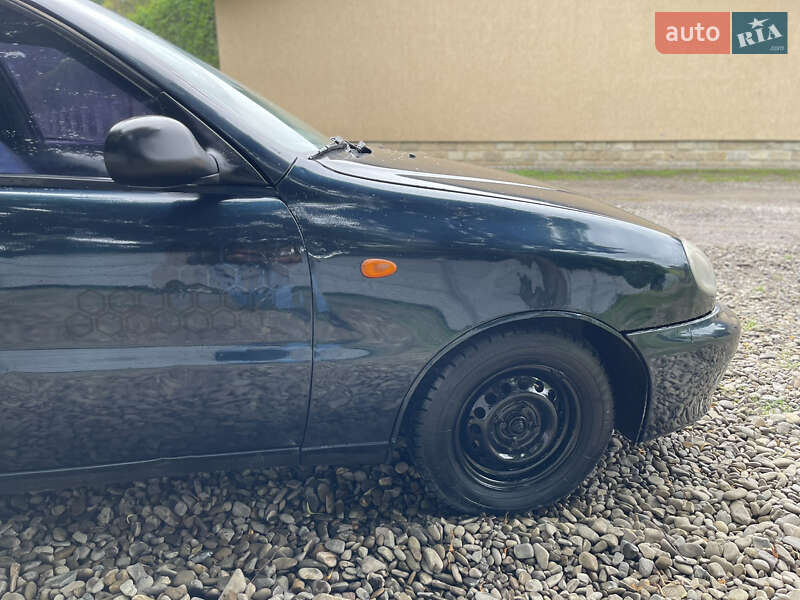 Седан Daewoo Sens 2005 в Жовкве