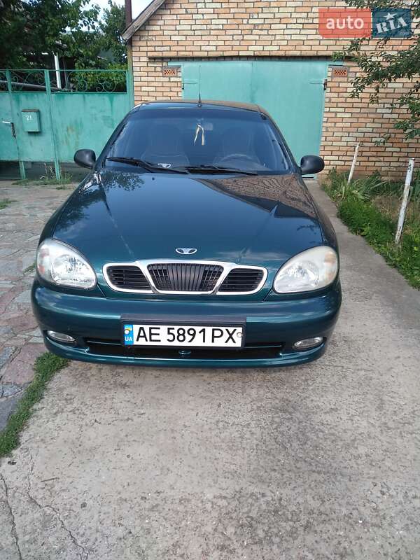 Седан Daewoo Sens 2003 в Марганці