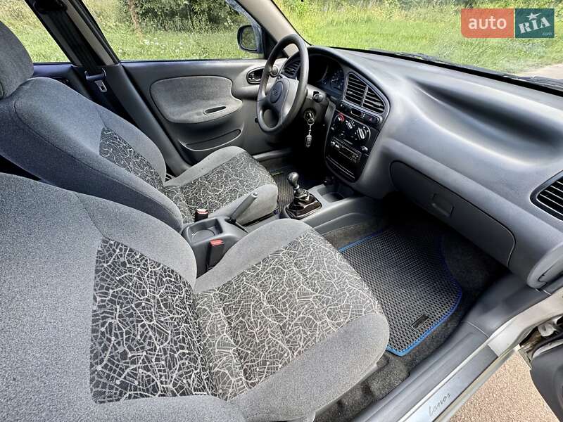 Седан Daewoo Sens 2004 в Чернигове