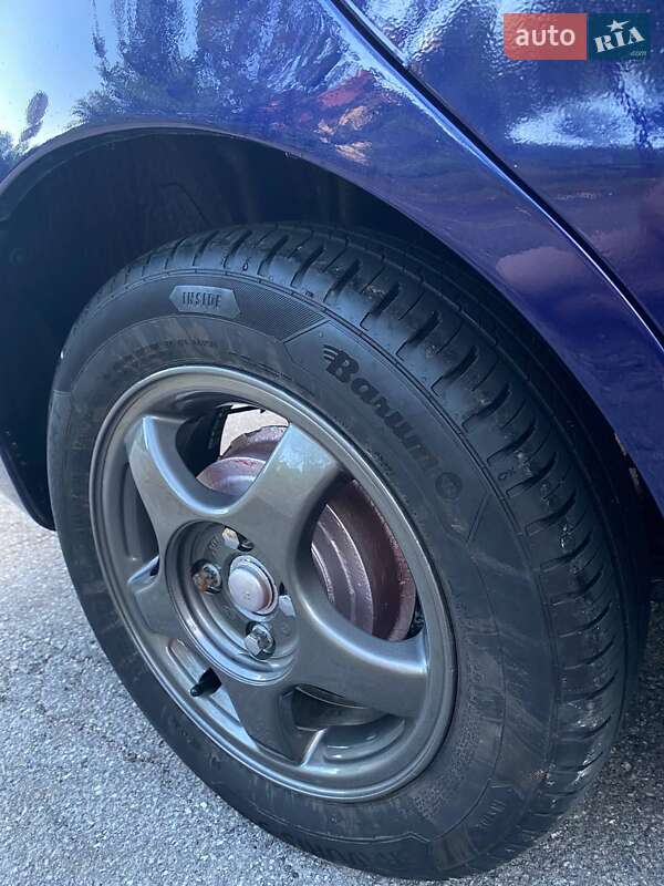 Седан Daewoo Sens 2004 в Трускавці