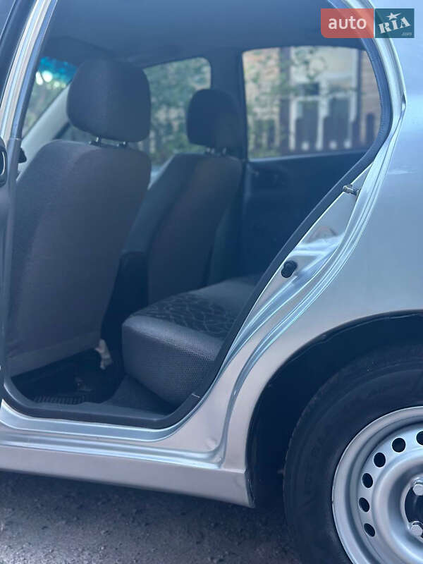 Седан Daewoo Sens 2004 в Черкассах
