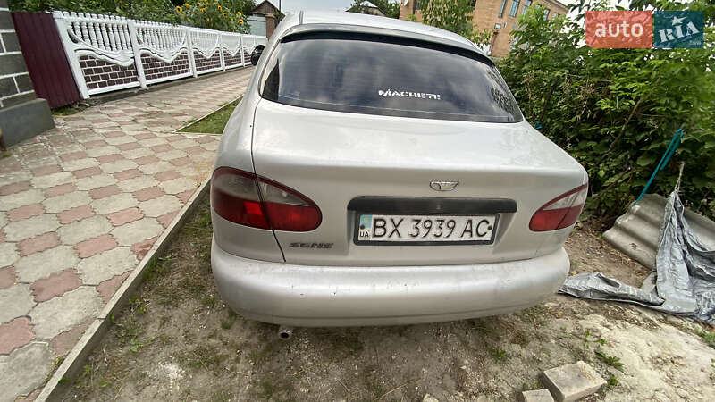 Седан Daewoo Sens 2004 в Волочиске